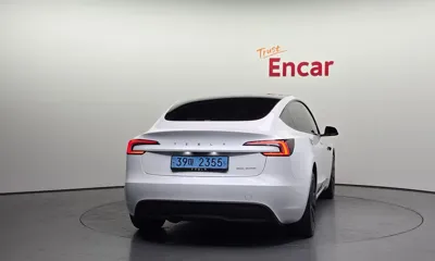 Tesla Model 3 2024, 26516 км, за 32201.43 USD