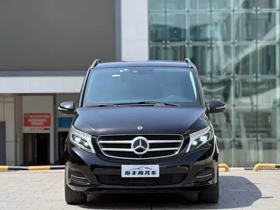 Mercedes-Benz V-Class 2020, 133000 км, за 27741.12 USD