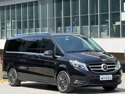 Mercedes-Benz V-Class 2020, 133000 км, за 27741.12 USD