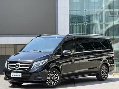 Mercedes-Benz V-Class 2020, 133000 км, за 27741.12 USD