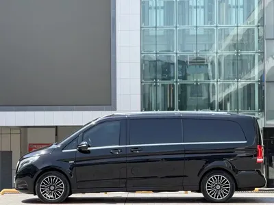 Mercedes-Benz V-Class 2020, 133000 км, за 27584.59 USD - фото 18