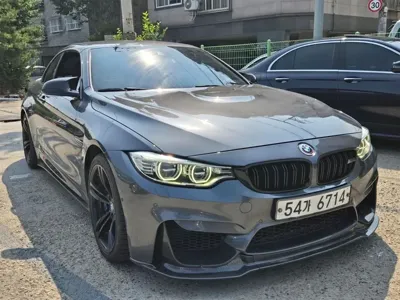 BMW M4 · 2016 год