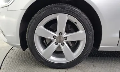 Audi A6 2015, 145796 км, за 5448.34 USD