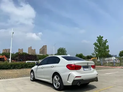 BMW 1 Series 2020, 90000 км, за 8147.78 USD