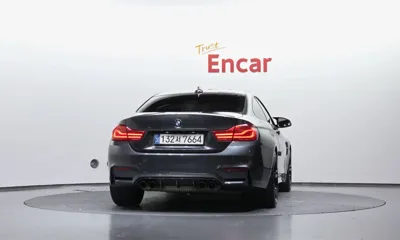 BMW M4 2018, 179335 км, за 27504.27 USD