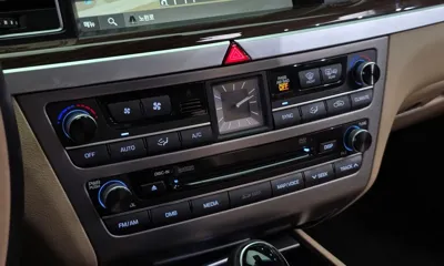 Hyundai Genesis 2016, 155449 км, за 8208.47 USD - фото 17