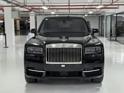 Rolls-Royce Cullinan 2022, 25000 км, за 717199.26 USD