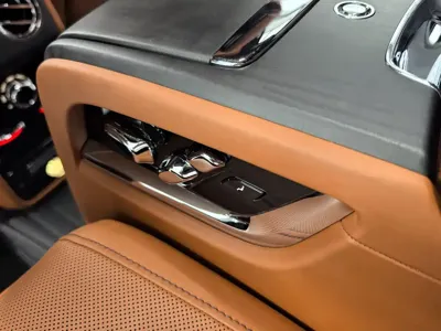 Rolls-Royce Cullinan 2022, 25000 км, за 713734.2 USD - фото 14