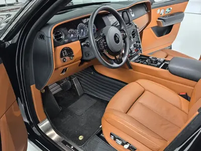 Rolls-Royce Cullinan 2022, 25000 км, за 713734.2 USD - фото 29