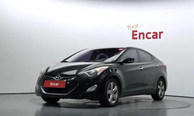 Hyundai Avante · 2013 год