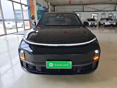 Li Auto Li L9 2024, 48300 км, за 37100.85 USD