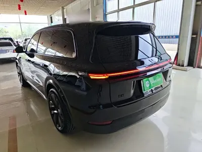Li Auto Li L9 2024, 48300 км, за 37100.85 USD