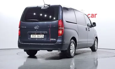 Hyundai Starex 2018, 62369 км, за 9183.41 USD