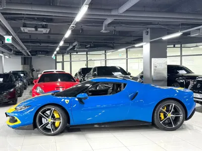 Ferrari 296 2022, 1700 км, за 242877.78 USD