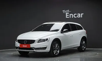 Volvo V60 · 2018 год