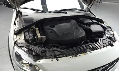 Volvo V60 2018, 163587 км, за 6236.05 USD - фото 6