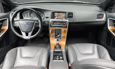 Volvo V60 2018, 163587 км, за 6236.05 USD - фото 7