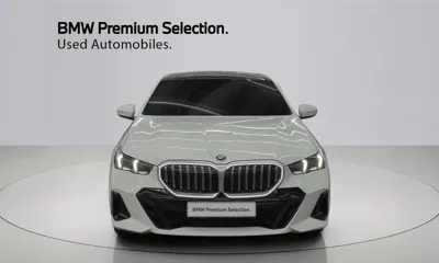 BMW 5-Series 2024, 41488 км, за 40333.11 USD