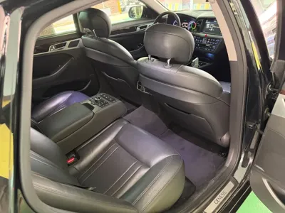 Hyundai Genesis 2016, 163000 км, за 5146.58 USD - фото 6