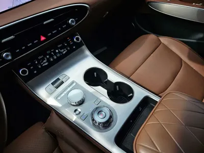 Genesis GV70 2025, 7562 км, за 34134.17 USD