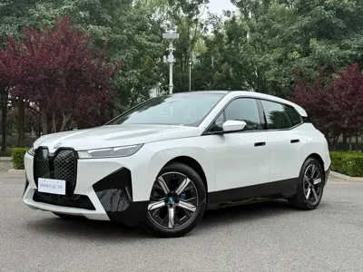 BMW iX · 2025 год