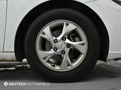 Hyundai Avante 2021, 120825 км, за 8402.26 USD