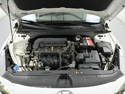Hyundai Avante 2021, 120825 км, за 8402.26 USD - фото 6