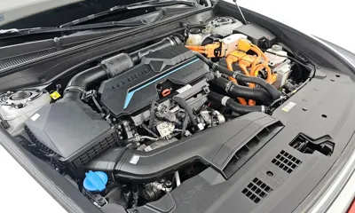 Hyundai Grandeur 2023, 30880 км, за 22739.31 USD - фото 6