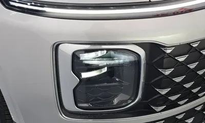 Hyundai Grandeur 2023, 30880 км, за 22739.31 USD - фото 22