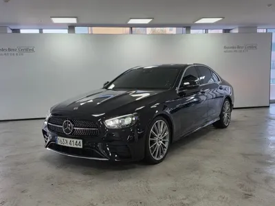 Mercedes-Benz E-Class · 2021 год
