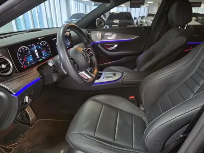 Mercedes-Benz E-Class 2021, 58907 км, за 28410.96 USD - фото 9