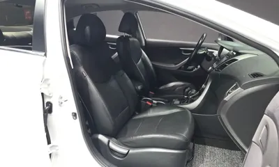 Hyundai Avante 2016, 75880 км, за 4850.99 USD - фото 11