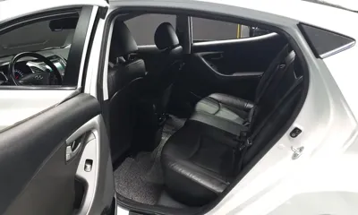 Hyundai Avante 2016, 75880 км, за 4850.99 USD - фото 12