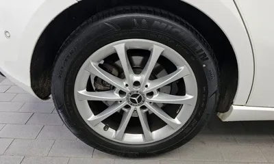 Mercedes-Benz A-Class 2019, 31302 км, за 14260.59 USD