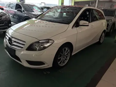 Mercedes-Benz B-Class · 2013 год