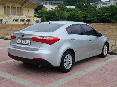 Kia K3 2015, 88908 км, за 3838.15 USD