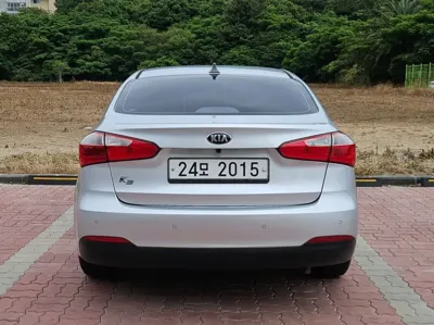 Kia K3 2015, 88908 км, за 3838.15 USD