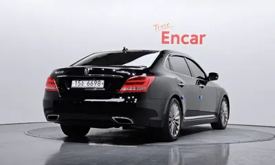 Hyundai Equus 2015, 191757 км, за 6475.06 USD