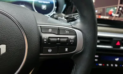 Kia K5 2023, 33155 км, за 15406.61 USD - фото 17