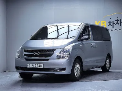 Hyundai Starex 2015, 162368 км, за 4485.47 USD - фото 2