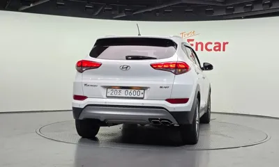 Hyundai Tucson 2017, 160035 км, за 6055.87 USD