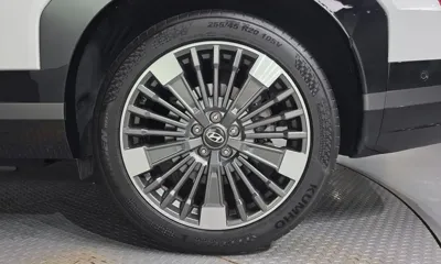 Hyundai Santafe 2024, 49308 км, за 24483.94 USD