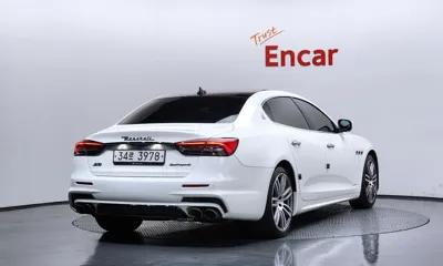 Maserati Quattroporte 2018, 81333 км, за 25052.9 USD