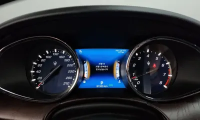Maserati Quattroporte 2018, 81333 км, за 24878.56 USD - фото 8