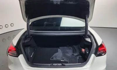 Maserati Quattroporte 2018, 81333 км, за 24878.56 USD - фото 19
