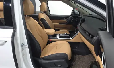 Kia Canival 2023, 75645 км, за 19478.84 USD - фото 11