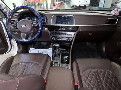 Kia K5 2019, 80000 км, за 10699.75 USD - фото 10