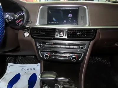 Kia K5 2019, 80000 км, за 10699.75 USD - фото 11