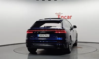Audi Q8 2022, 34460 км, за 43359.54 USD