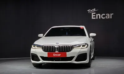 BMW 5-Series 2023, 66463 км, за 31846.83 USD
